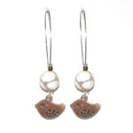 Teardrop hoops with Agate beads and copper plated twitter birds earrings - ERLN35A